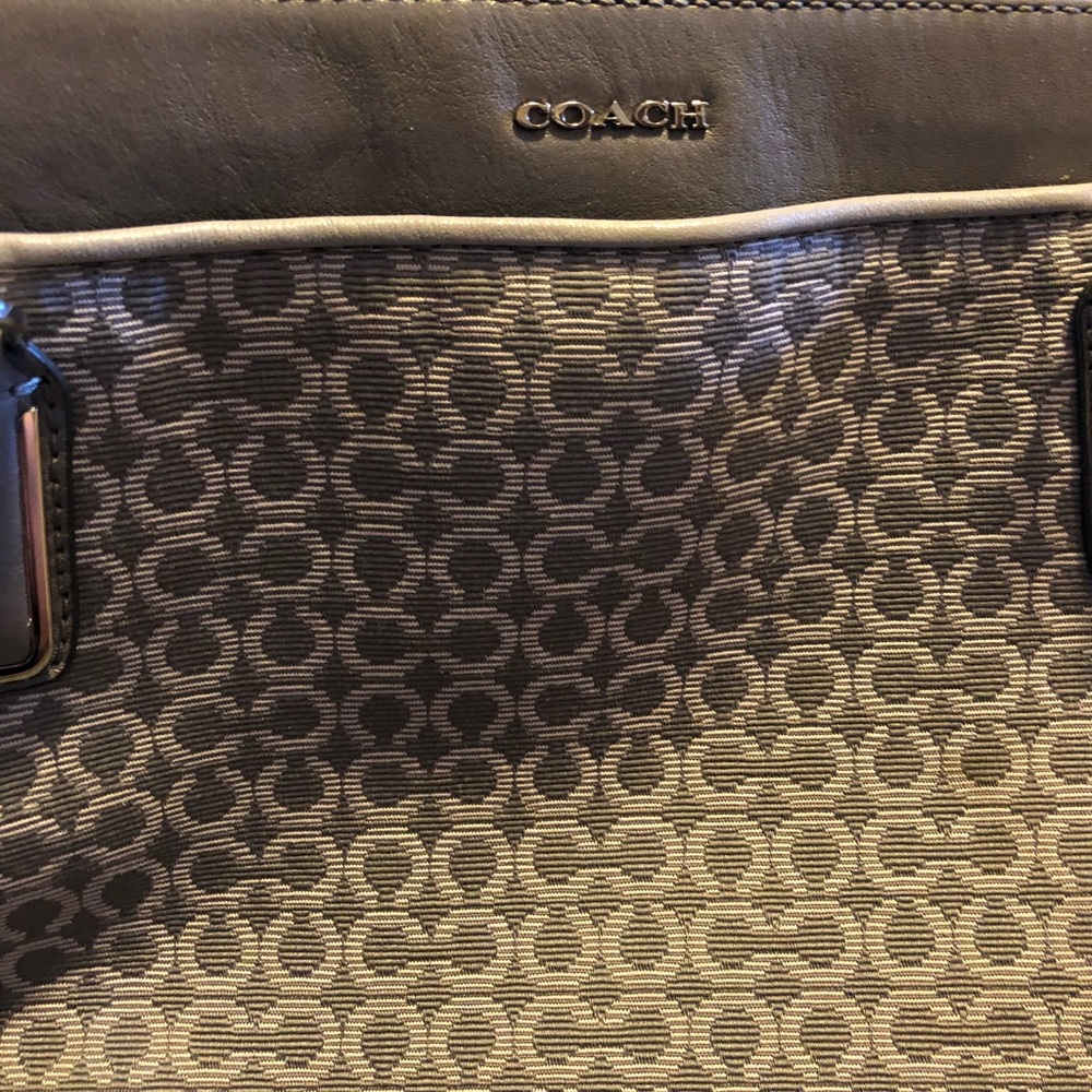 Authentic Coach gray purse - Picture 2 of 8